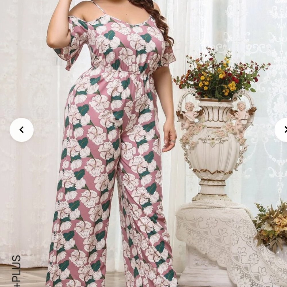 Shein Plus Floral Print Cold Shoulder Culottes Jumpsuit